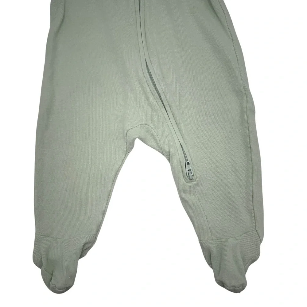 Old Navy Green Footie One Piece with Cozy Fabric
